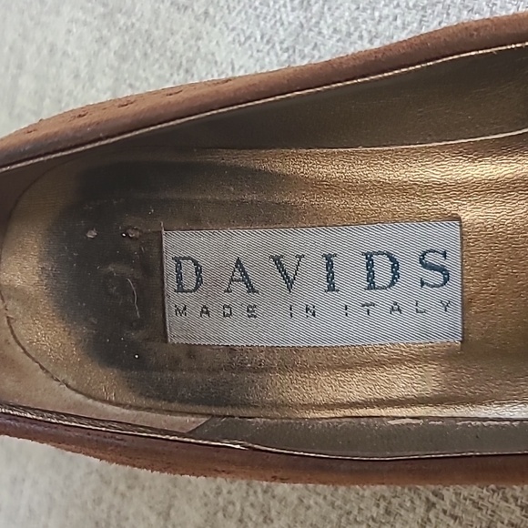 Suede brown kitten heels - Picture 3 of 4